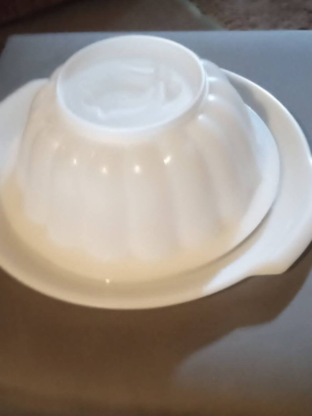 tupper ware vintage jello mold set